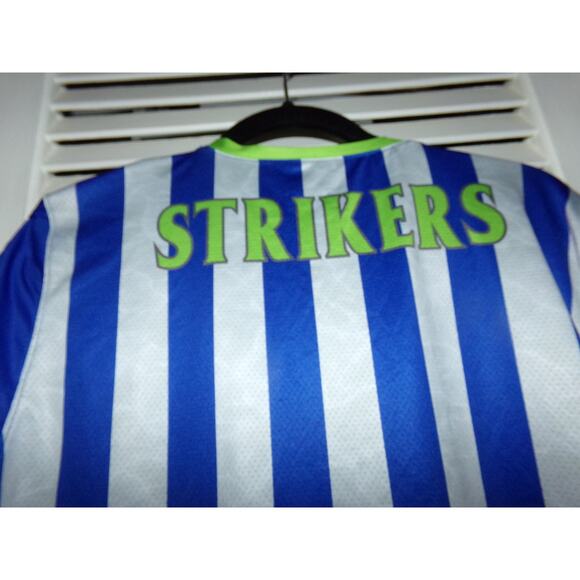 Under Armour soccer shirt XL Excellent condition See back picture - Picture 3 of 3